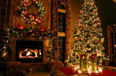 Tree HD Christmas Wallpaper