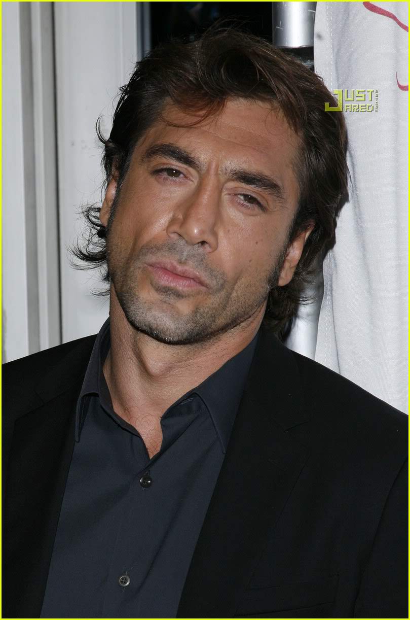 Download picture of a good looking javier bardem image. 
