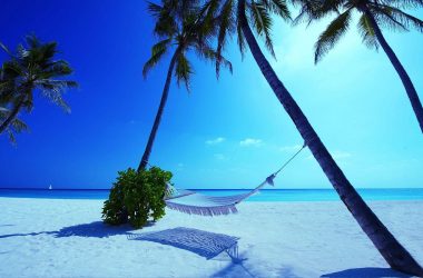 Widescreen Maldives Beach