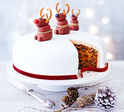 Beautiful Christmas Cake