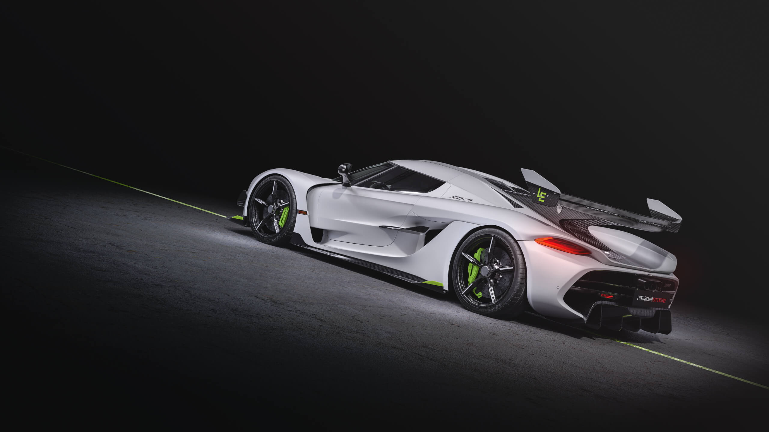 Download wallpaper: Koenigsegg Jesko Absolut 1366x768