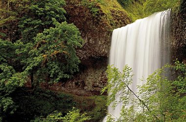 Waterfall Hug Point Falls 35400