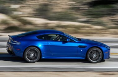Blue Aston Martin VVC Backgrounds